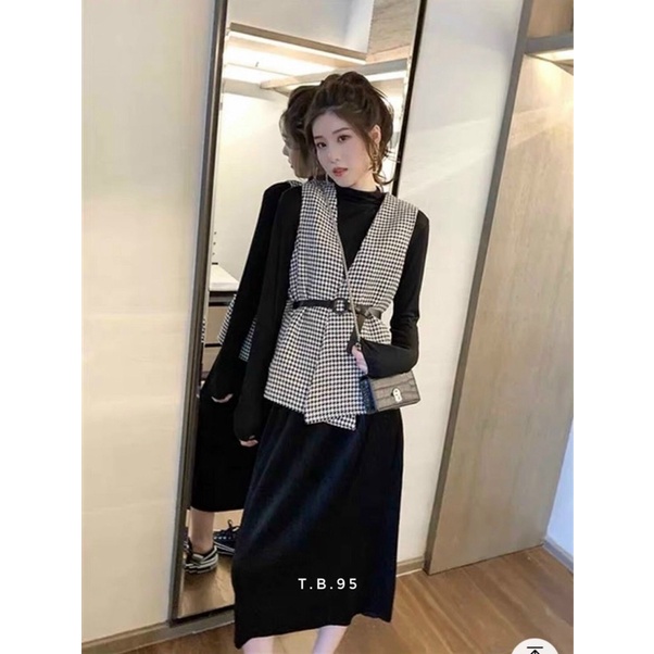 [Mã 2611THTRANG100K hoàn 10% xu đơn 99K] Set váy len body mix khoác gile caro kèm thắt lưng