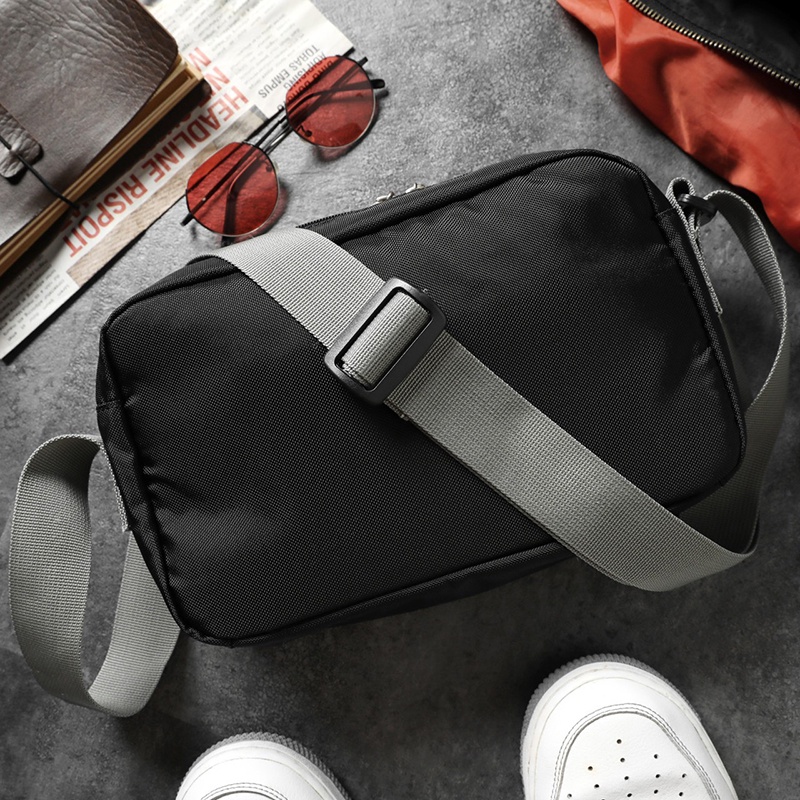 Túi Chéo Nam Calvin Klein CK Đi Chơi Du Lịch Phong Cách Châu Âu Chất Liệu Vải Chống Nước TIEM.BALO DCCAL001