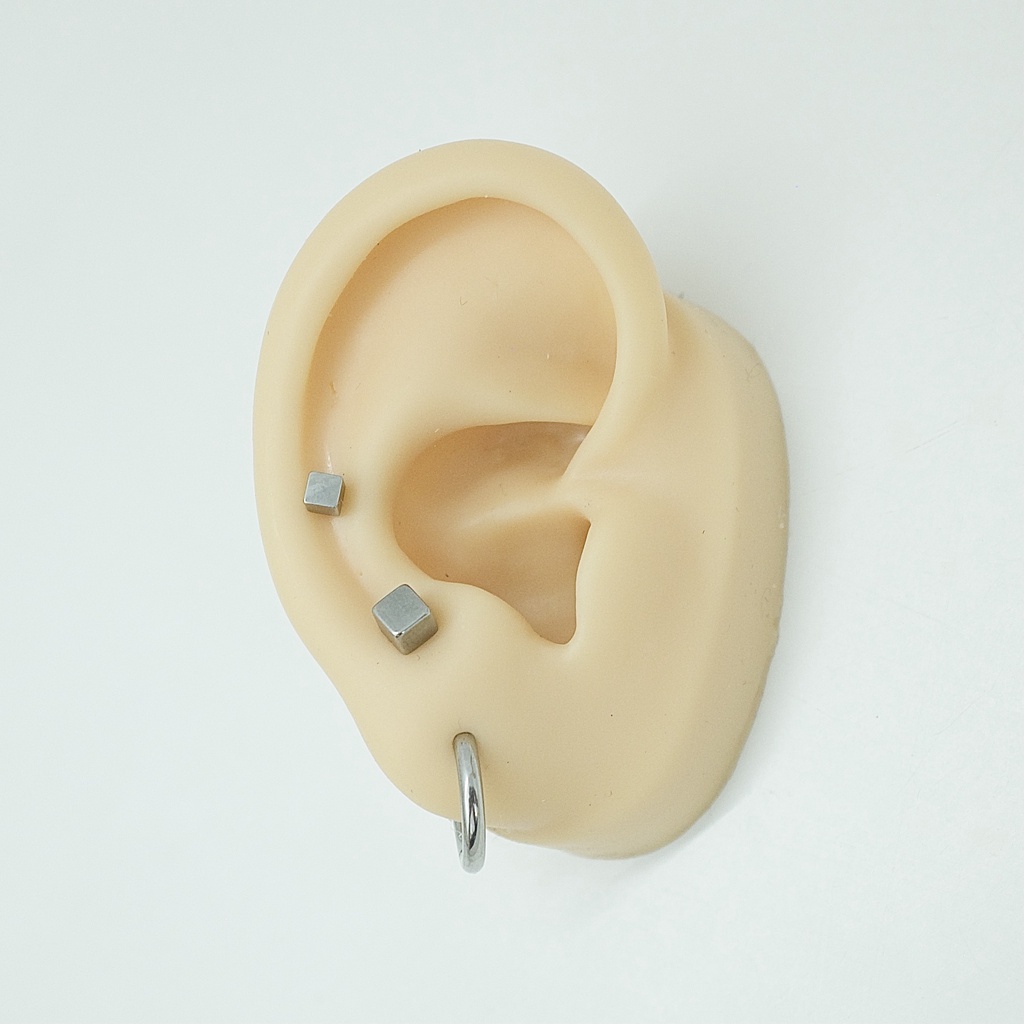 [COMBO] Tiết Kiệm 10-15K Set Khuyên Tai Nam Titan Unisex Không Đen Không Ngứa Không Gỉ Sét Không Dị Ứng julies box