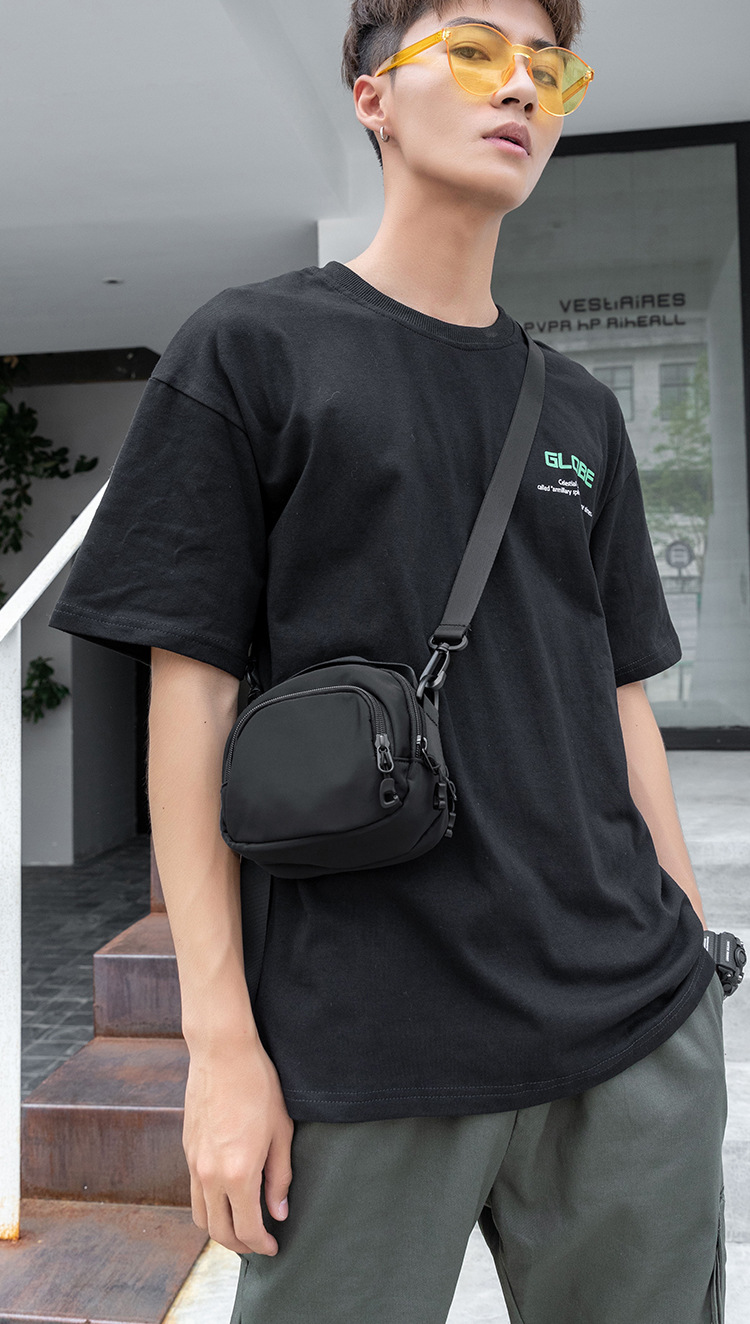 Túi đeo chéo đựng điện thoại mini phong cách thể thao thời trang cho nam | BigBuy360 - bigbuy360.vn