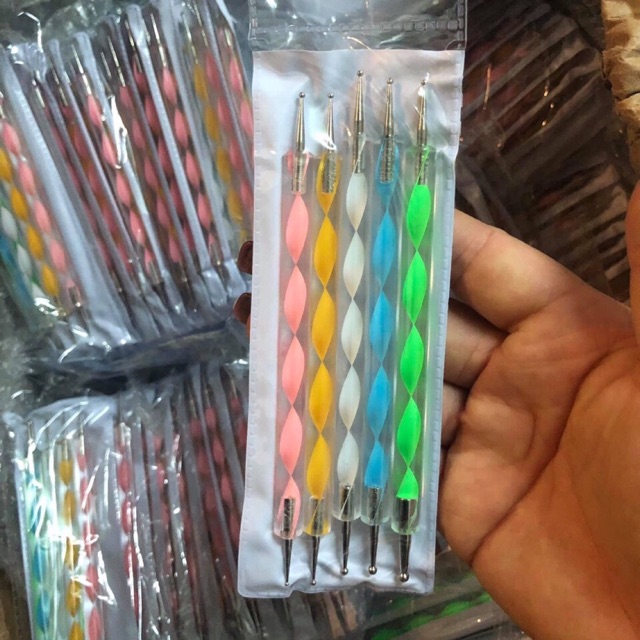 Set chấm bi dành cho Nail