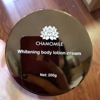 Kem tái tạo body chamomile