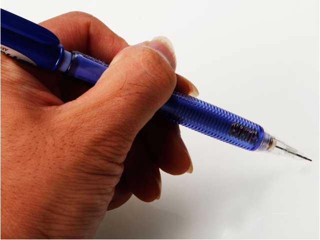 Bút Chì Bấm Pentel AX105 0.5 mm