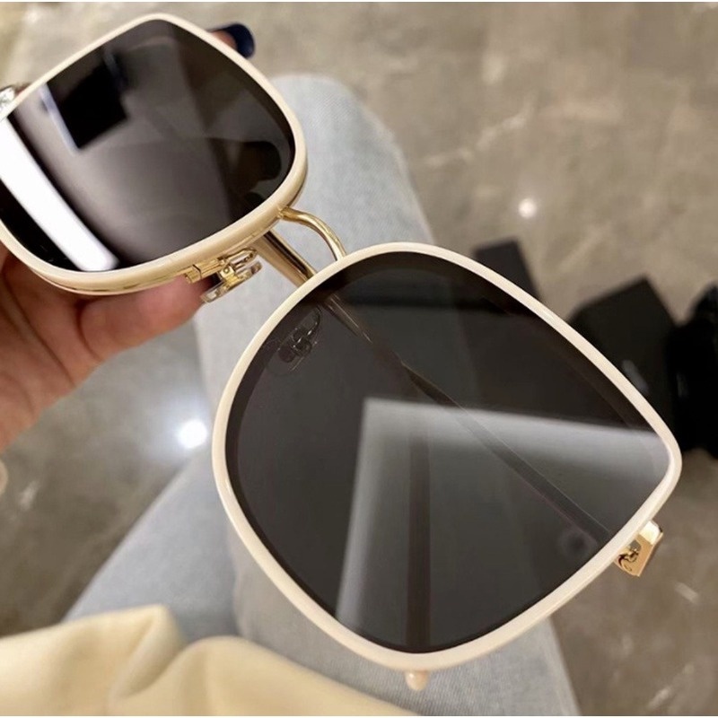 (KIQI-FASHION) COD Kính Mát Gọng Vuông Kim Loại Chống Tia UV Phong Cách Cổ Điển Thời Trang Unisex