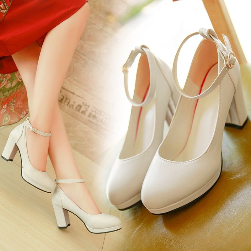 Giày đế vuông quai ngang cao gót