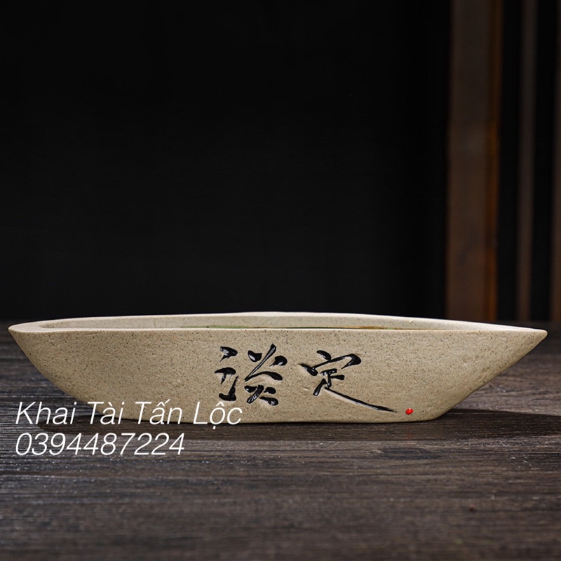 Chậu cây , hồ cá và ông lão câu cá tí hon để bàn trang trí