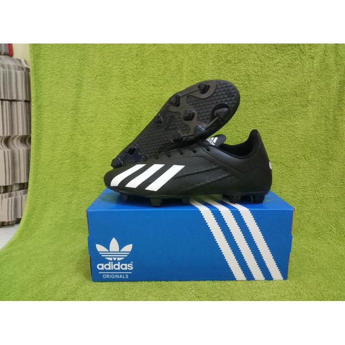 Giày Đá Bóng Adidas 2018