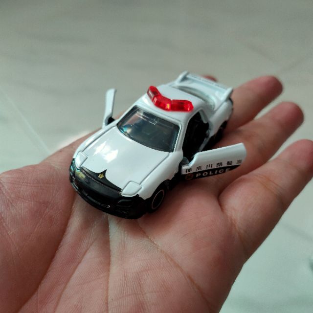 Xe cảnh sát tomica Mazda RX-7