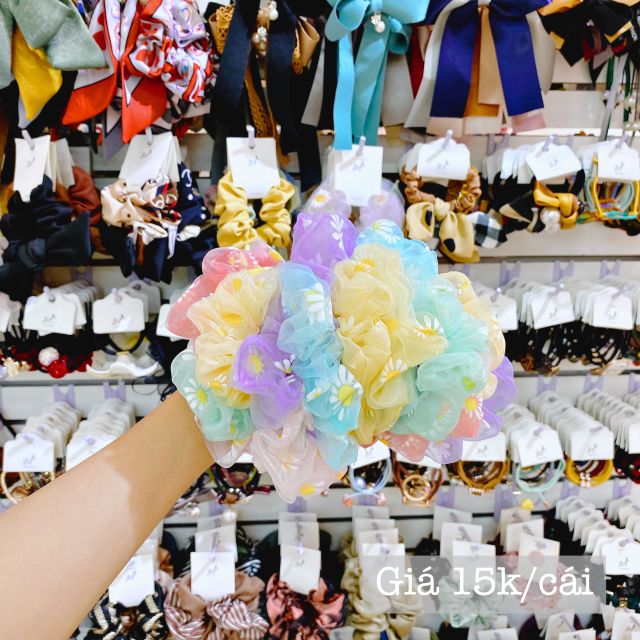 CỘT TÓC SCRUNCHIES HOA XINH