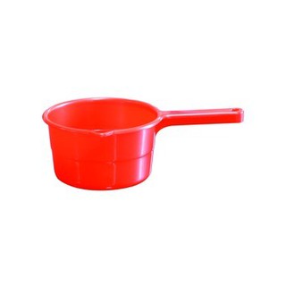 gáo nhựa múc nước