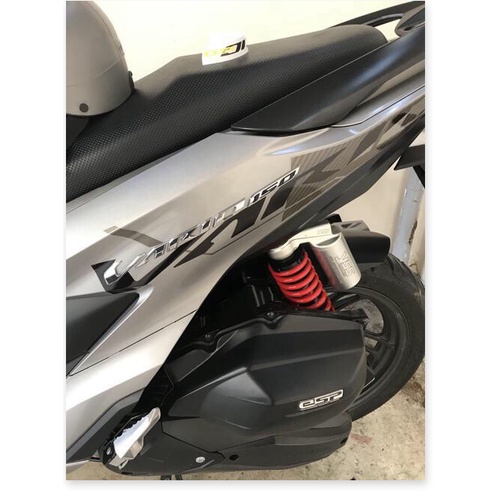 ( Quí khách vui lòng mang ra tiệm cho thợ dán ) Tem vario 150 indo in decal trong bạc