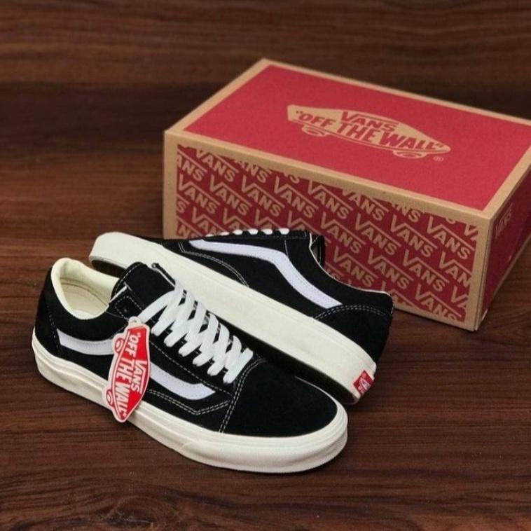 Giày VANS Trắng Đen Thiết Kế Năng Động Thời Trang