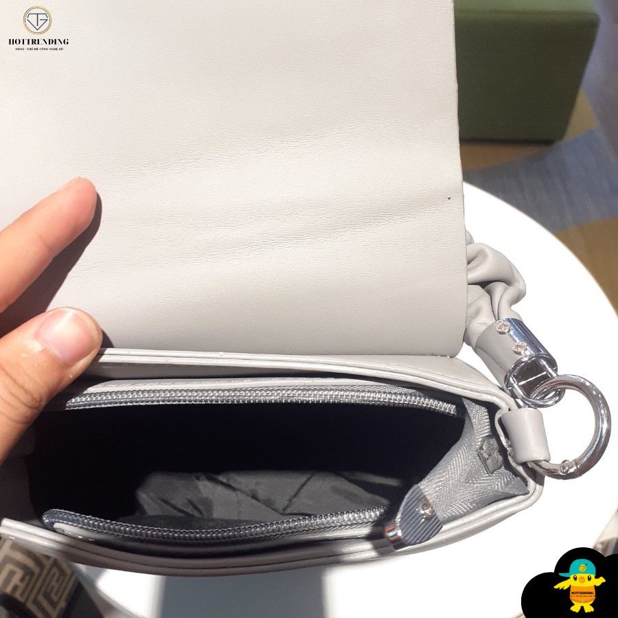 Túi xách thời trang quảng châu cao cấp kích thước 19x 20cm hàng đang hót