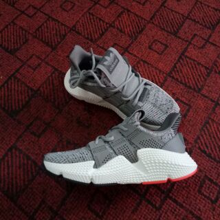 Giày adidas prophere