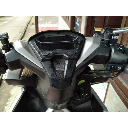 Giá Đỡ Công Tắc Trái Chất Lượng Cao Cho Nmax Pcx Adv Vixion Cbr Sonic Fino Satria Fu R15 R25 Vario