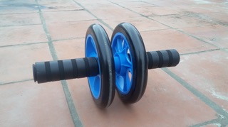Con lăn tập cơ bụng 2 bánh 