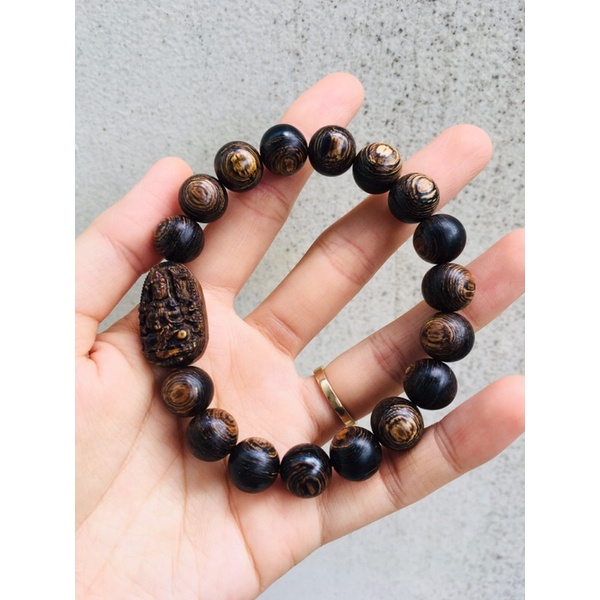 Hạt  Trầm Hương sánh chìm dùng mix vòng tay,chuỗi tràng đeo tay phong thuỷ