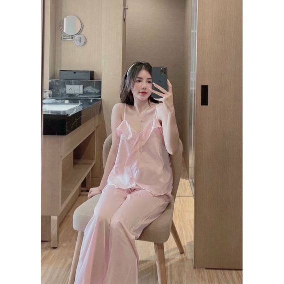 Đồ Ngủ, Đồ Bộ, Pijama Nữ Áo 2 Dây Xẻ Tà Quần Dài Lụa Latin Mịn Mát Freesize