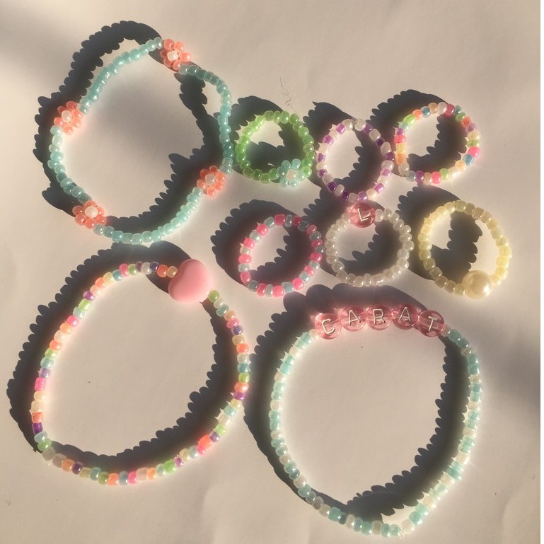 Vòng hạt cườm pastel nhiều màu