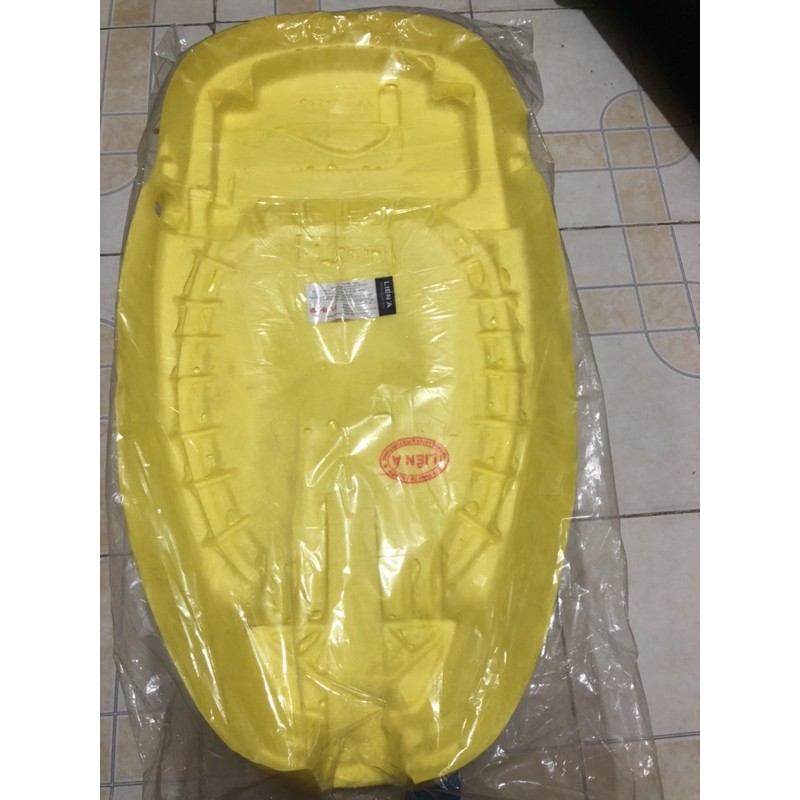 Mút  yên xe vespa ,LX