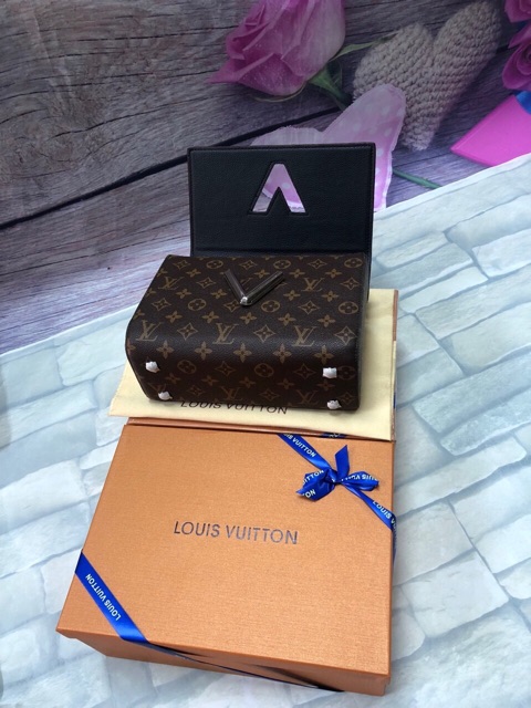 🔯🔯🔯Lv hàng super sale size 24