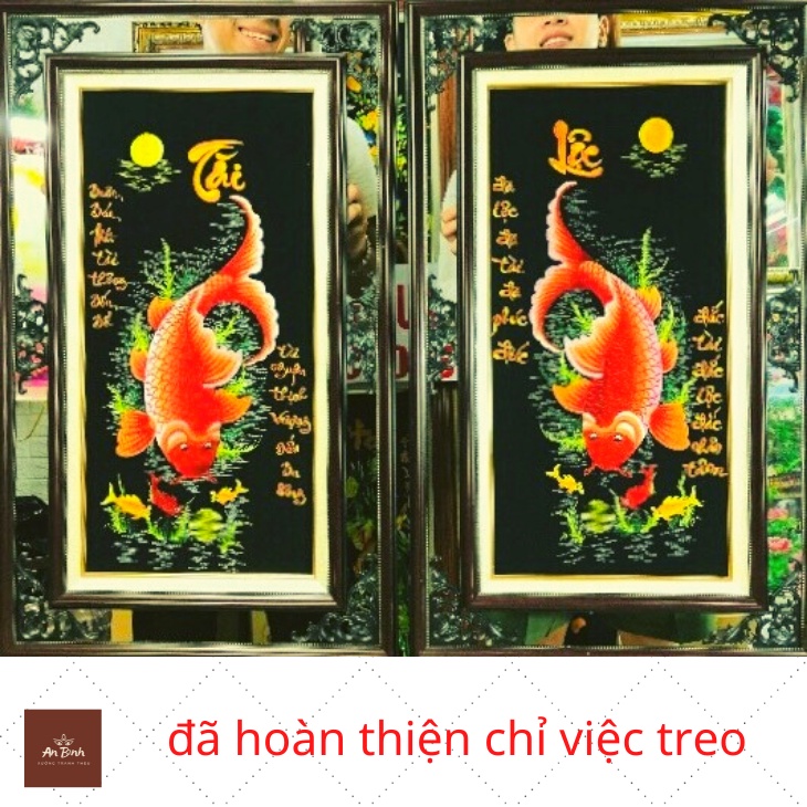 Tranh thêu vi tính lý ngư vọng nguyệt,tranh đôi cá chép lý ngư,tranh đôi cá chép tài lộc thành phẩm,đenvà trắng