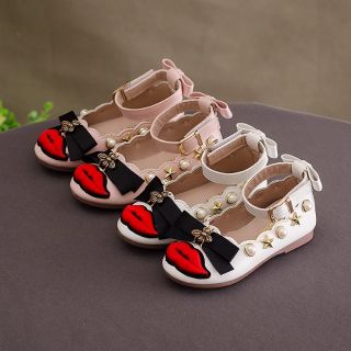 Búp bê Gucci ong