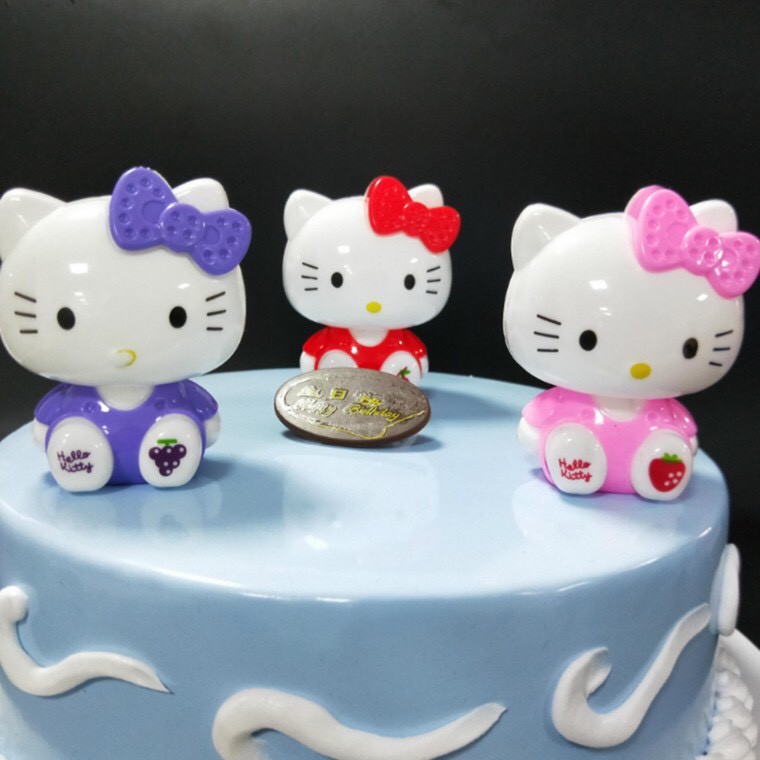 Set 4 Mèo Hello Kitty trang trí bánh kem