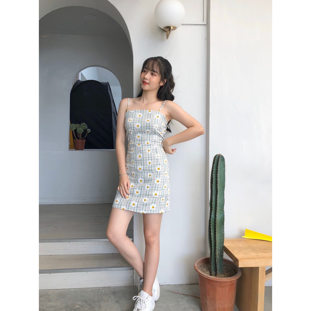 VÁY 2 DÂY KẺ CARO DAISY KHÓA KÉO CHUN SAU QUẢNG CHÂU - VÁY CHỮ A SỌC HOA CÚC HOT