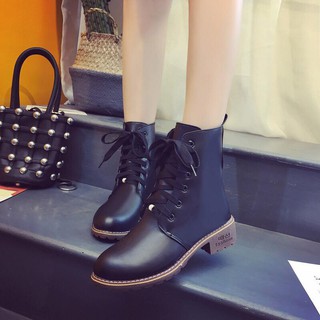 Giày boot nữ thể thao sành điệu	- BN200