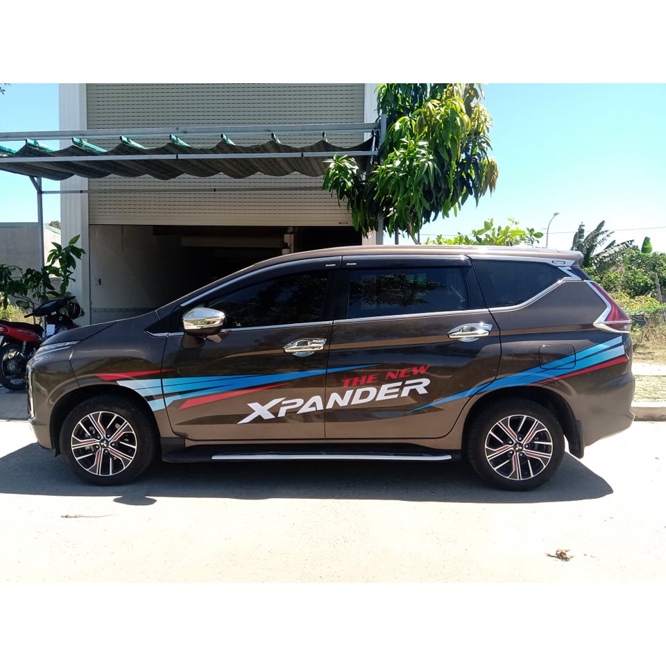 Tem thể thao trang trí xe Xpander kèm quà tặng logo Mitsubishi