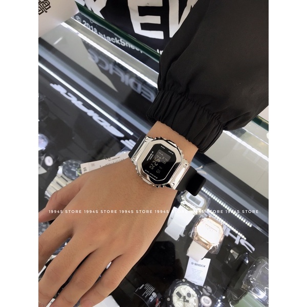 Đồng hồ nữ Casio G-SHOCK S GM-S5600-1 chống va đập, chống nước 200m chính hãng