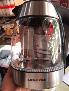 (Sập giá) Ấm siêu tốc Lock&lock 1,8 lít EJK418SLV