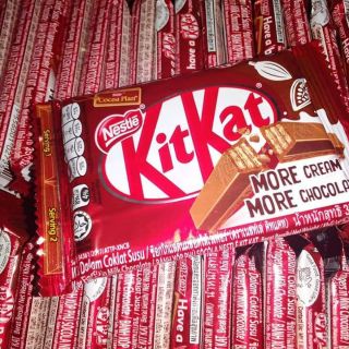 Bánh socola kitkat 4f 35g