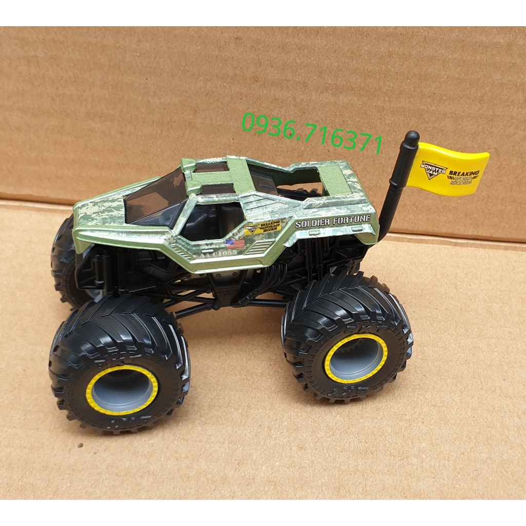 Mô hình xe tải quái vật MJ21 Monster Jam Soldier Fortune & Soldier Fortune Black Ops  hàng Spin Master Canada