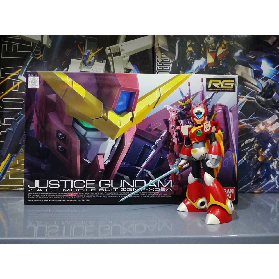 Mô hình nhựa lắp ráp RG 1/144 ZGMF-X09A Justice Gundam - bandai