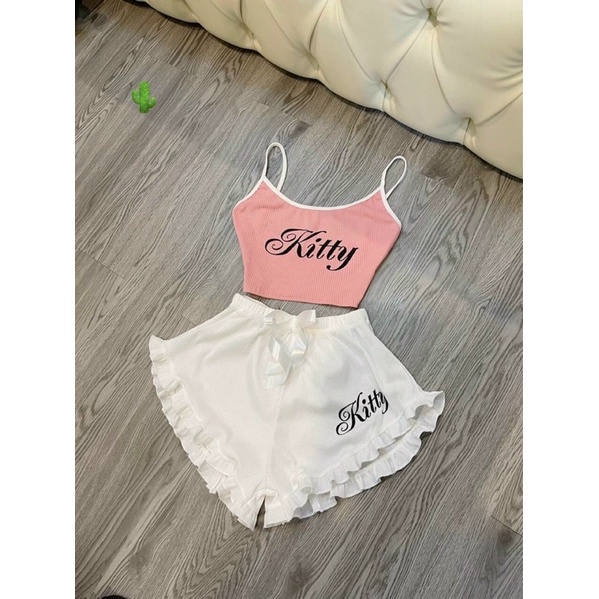 Set bộ áo 2 dây croptop phối quần đùi bèo chất thun gân - S0P