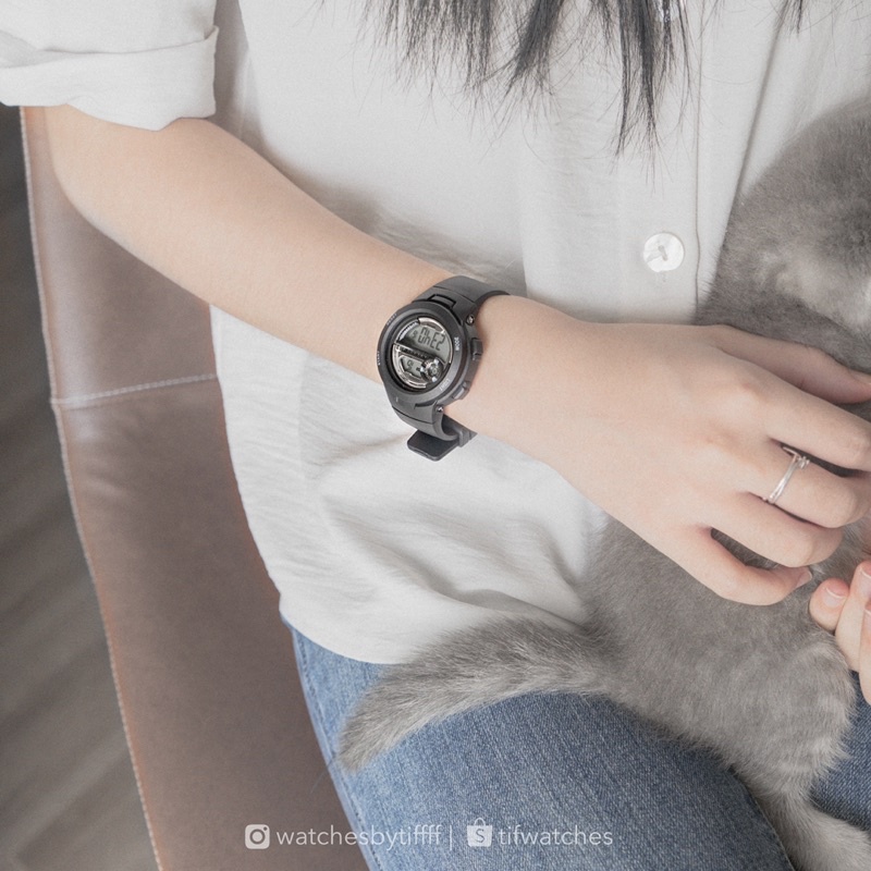 Đồng hồ thể thao nam nữ YOKO màu đen đồng hồ điện tử unisex Watchesbytif size 35mm kèm bấm giờ, báo thức điện tử