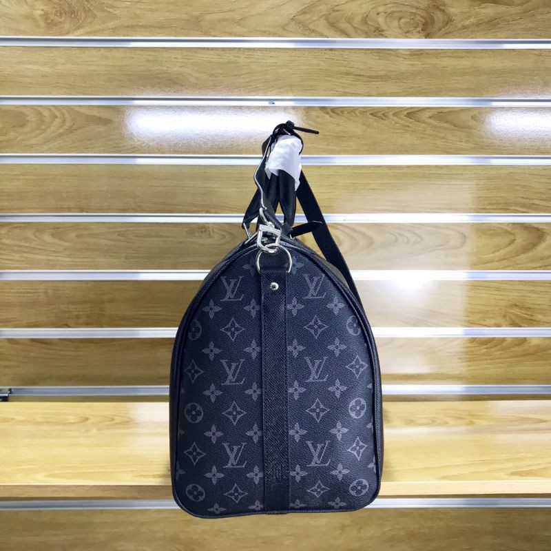 túi xách đeo chéo nam đựng hành lý họa tiết monogram LV