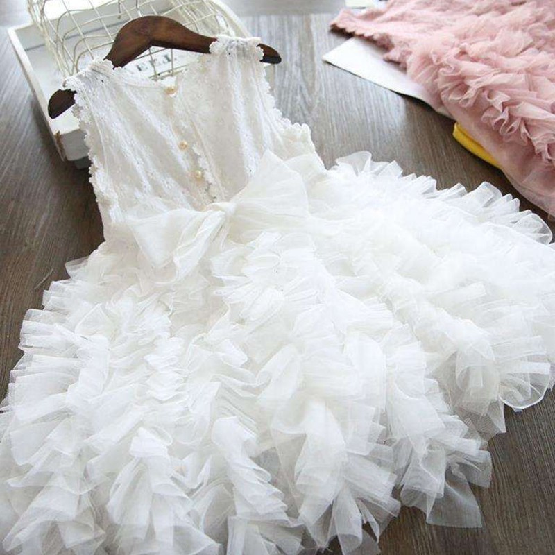 Đầm xòe hai dây phối ren dễ thương cho bé gái