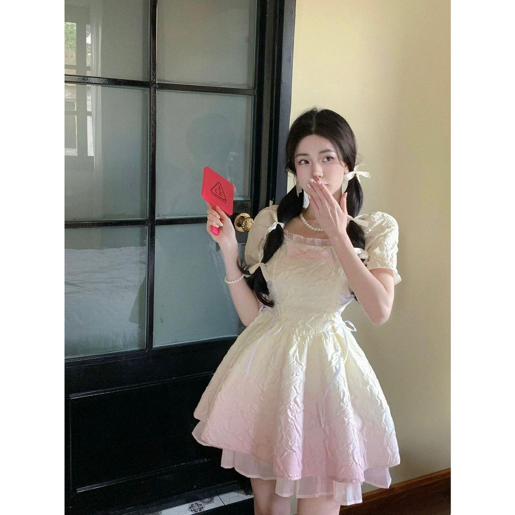 Lalisas Đầm Công Chúa Ngắn Ôm Eo Tay Phồng Màu Sắc Ngọt Ngào Khí Chất Pháp