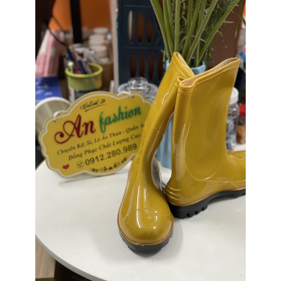 Ủng Cao Su Vàng Đế Đen Cổ Cao _ Hình Chụp Thật