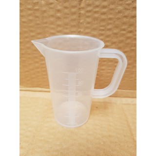 Ly đong 100ml bằng nhựa có Pb389