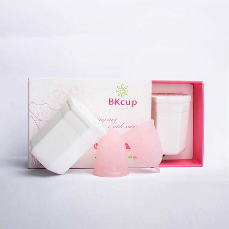 Combo 2 cốc nguyệt san BKCup với nguyên liệu từ silicone y tế cực kỳ an toàn, không chứa chất độc hại