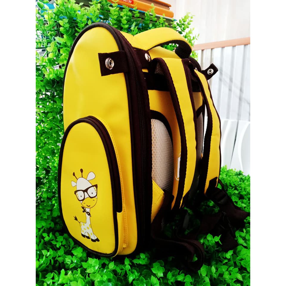 Balo chống gù THỦ ĐÔ VÀNG B.Bag Bitex 35x48x14cm