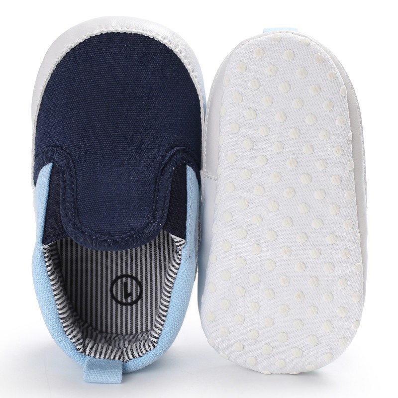Giày lười cotton mềm mại cho bé