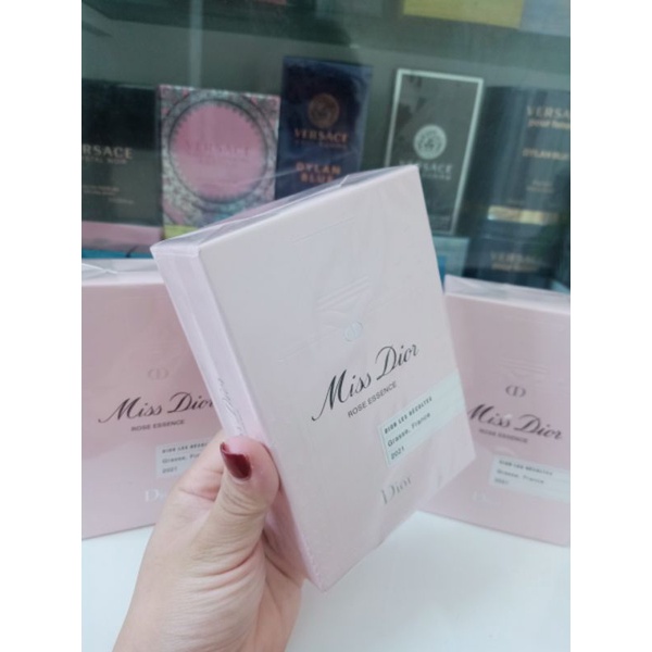 NƯỚC HOA MISS DIOR ROSE ESSENCE 100ml