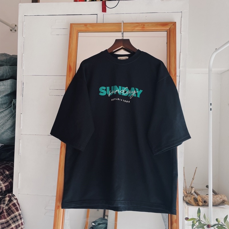 Áo thun in chữ Sunday