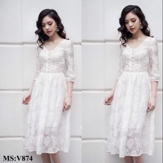 Váy trắng xòe lụa gấm hoa nổi 450k giảm còn 350k