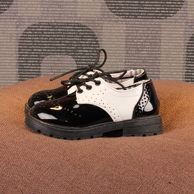 Giày cotton đế bằng giữ ấm kiểu công chúa cho bé gái